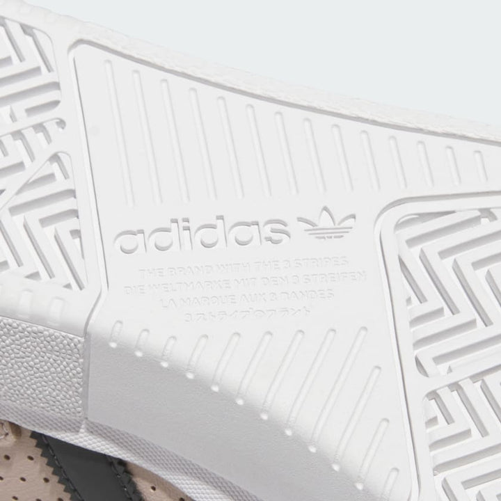 Adidas Tyshawn Low Wonder Taupe/Carbon/Gold Metallic