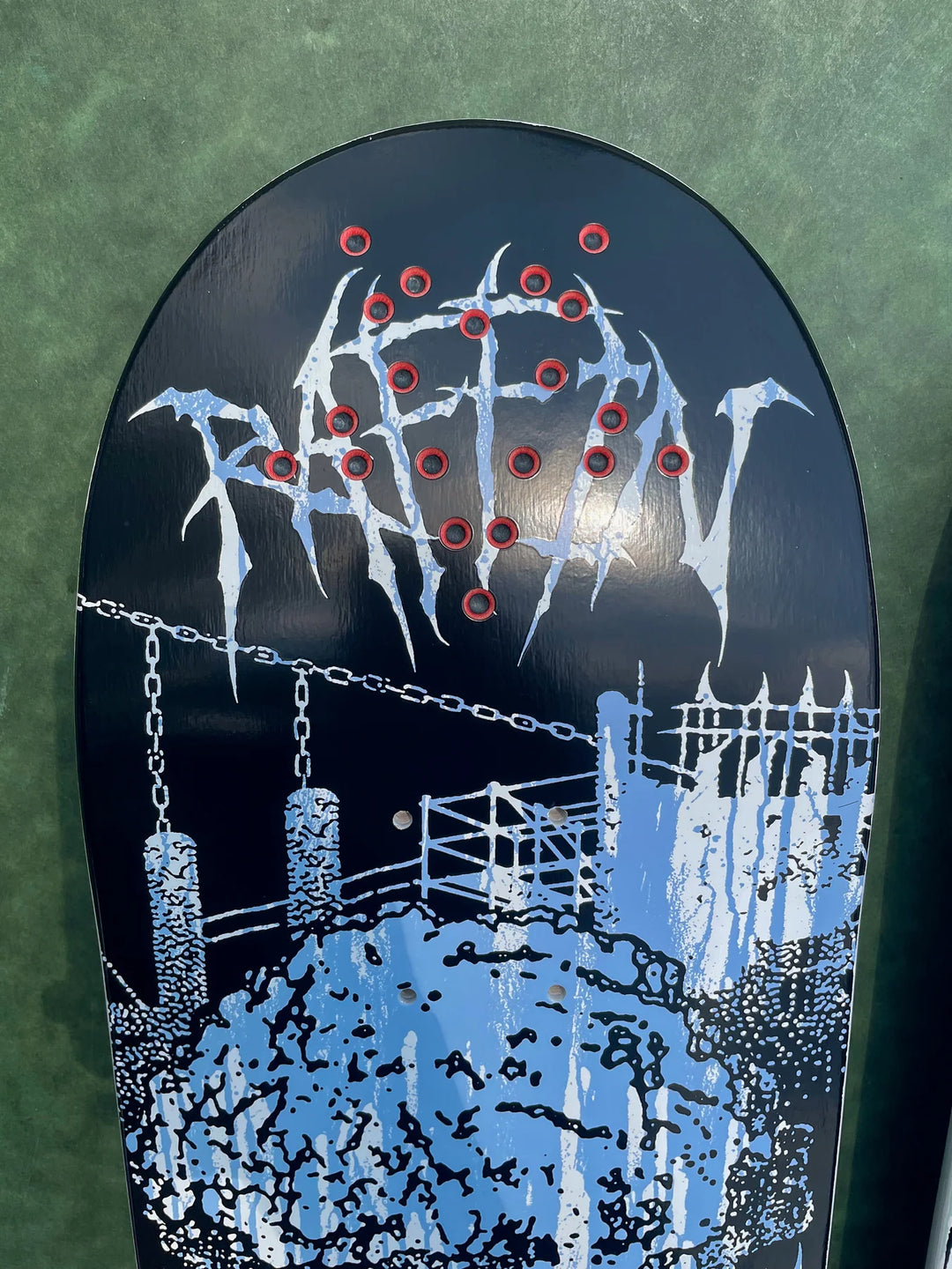 Creature Raffin BLK MTL Deck 8.53"