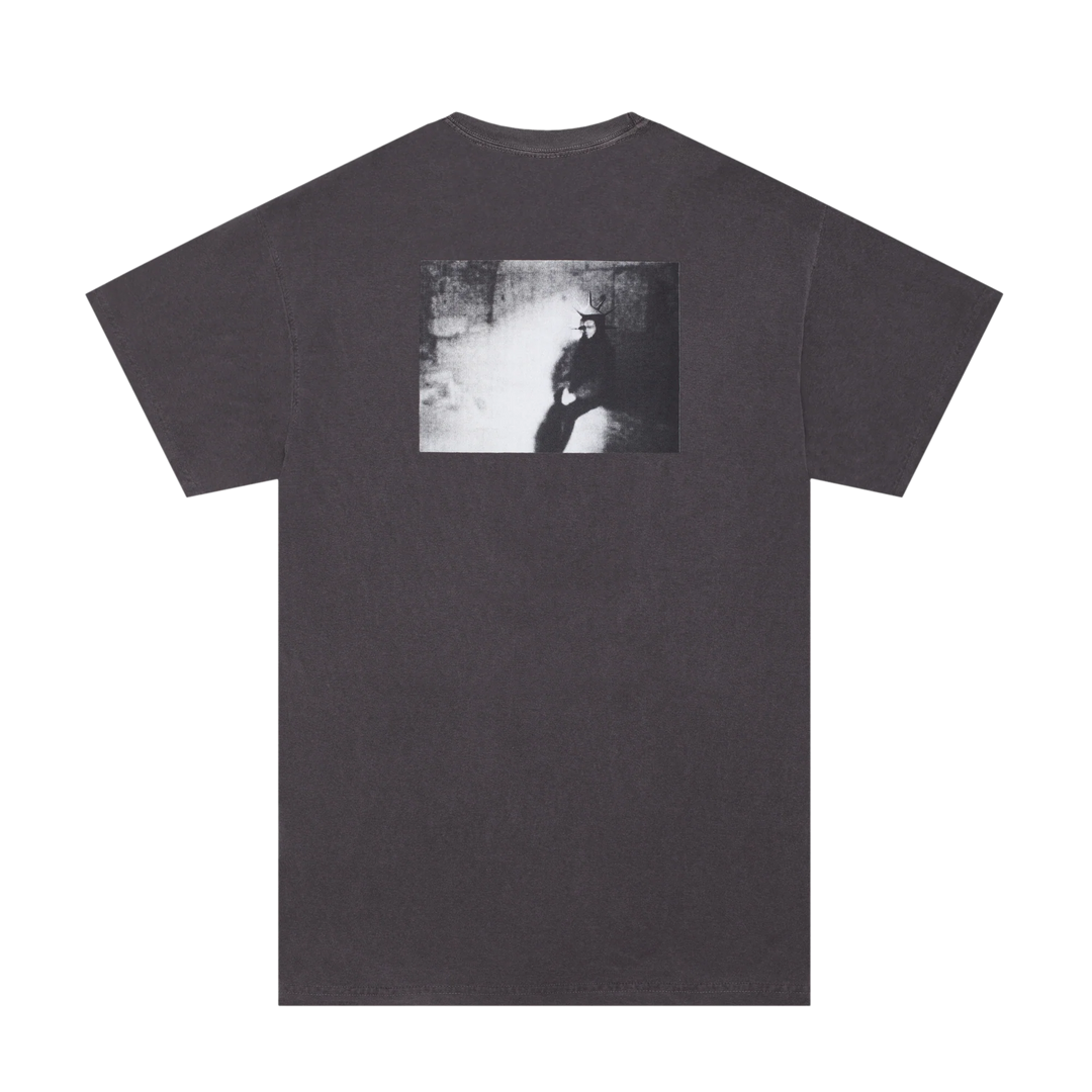 Hockey Waiting Tee (Pepper)