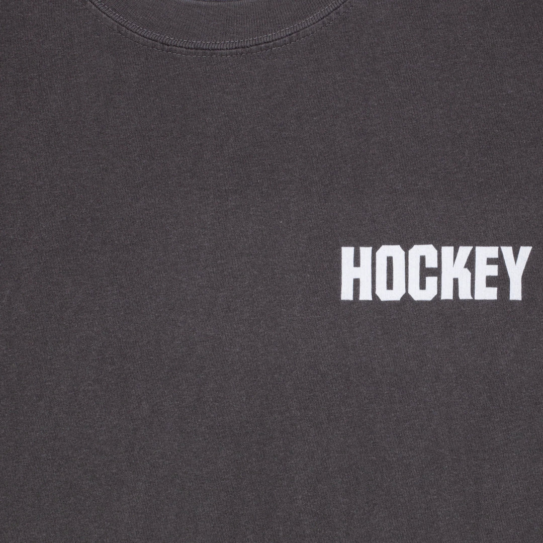 Hockey Waiting Tee (Pepper)