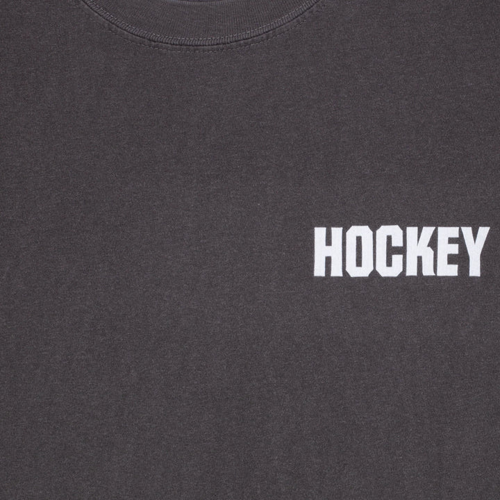 Hockey Waiting Tee (Pepper)