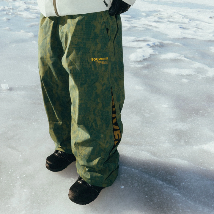 Souvenir Parachute Snowboard Pant Army Blotch Print