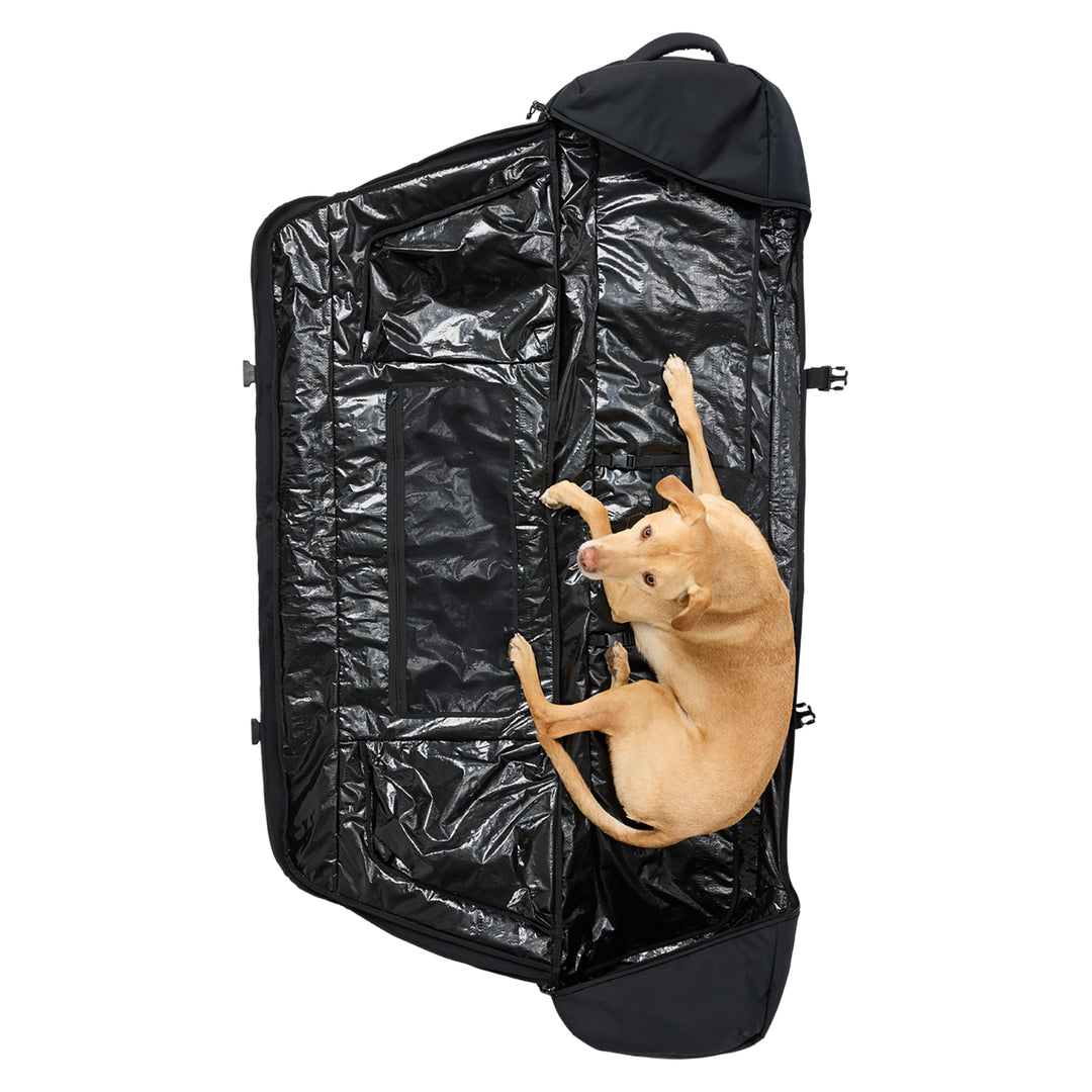 Burton Wheelie Flight Attendant Snowboard Bag True Black