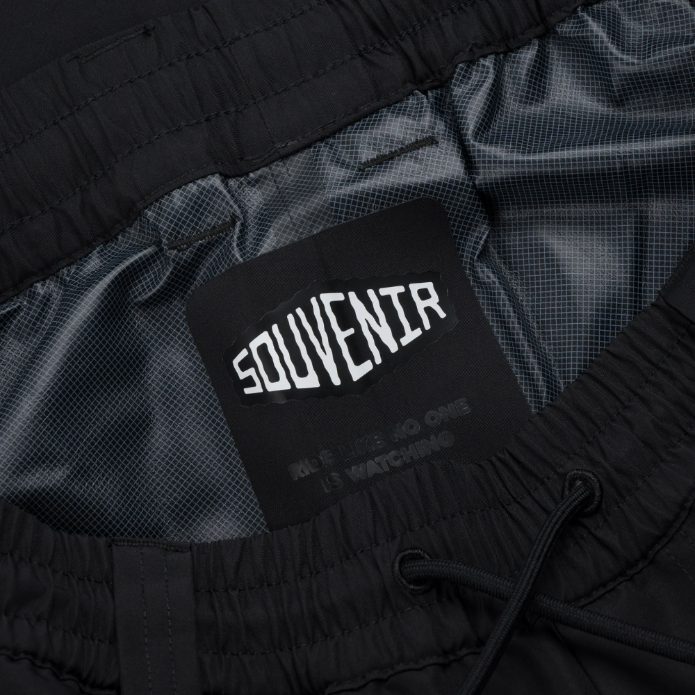Souvenir 2.5 PLY Recession Snowboard Black
