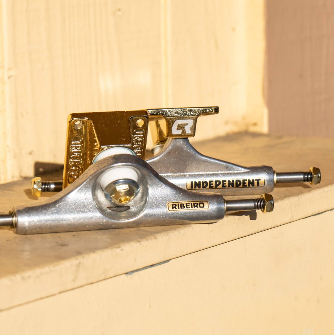 Independent Stage 11 Pro Carlos Ribeiro Silver/Gold Mid Trucks