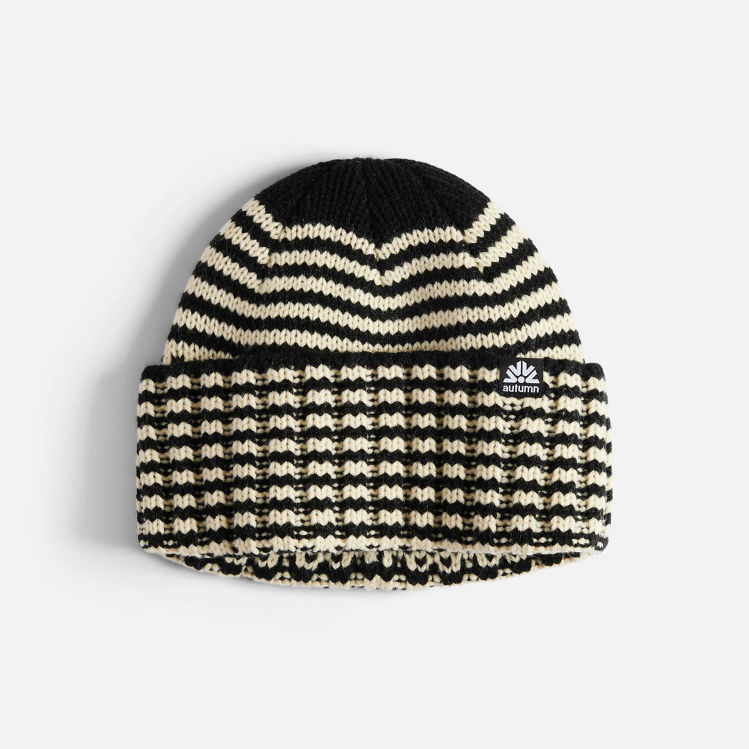 Autumn Hearth Beanie - Black