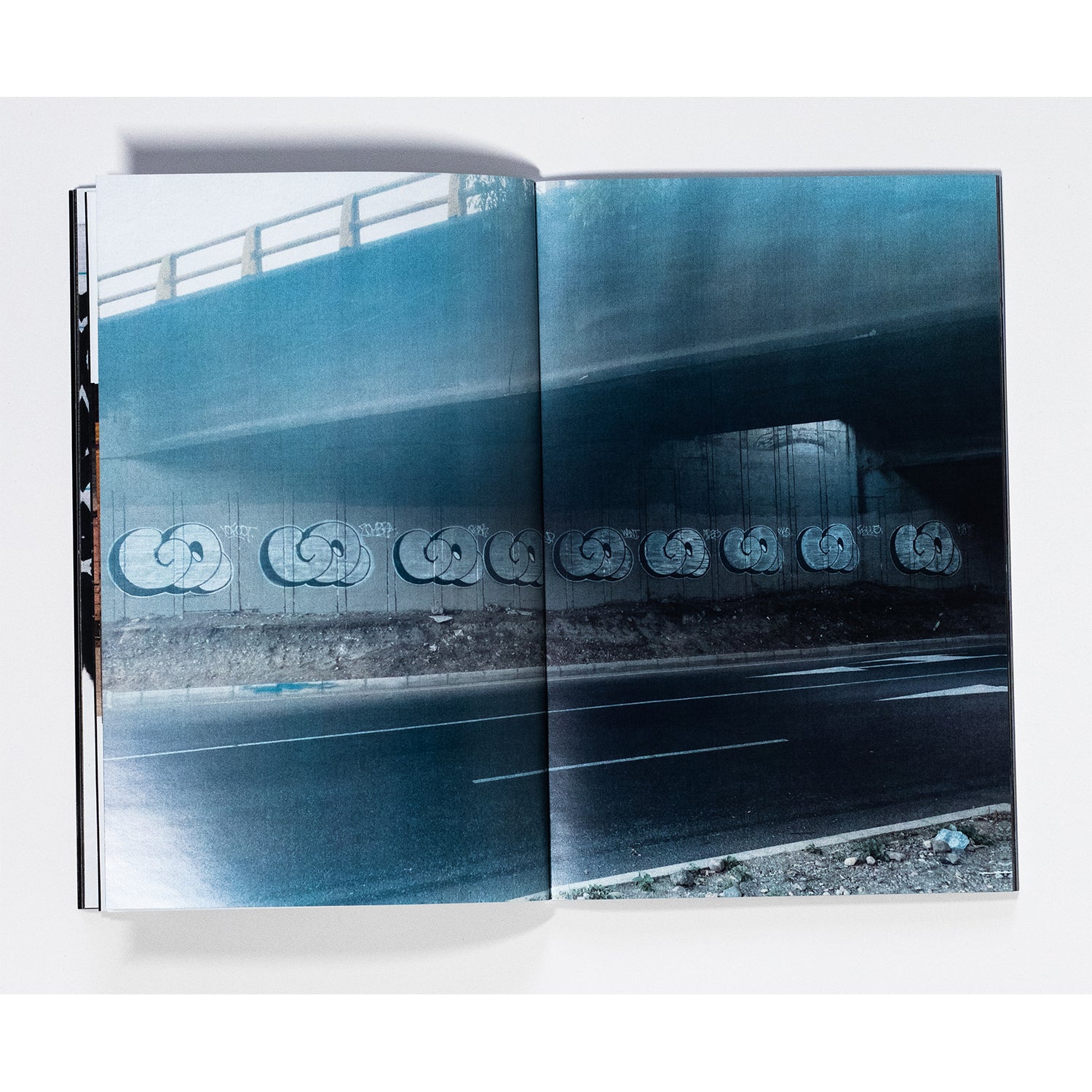 Living Proof Magazine Artist Edition (GOOG) #6 – Eastern Boarder