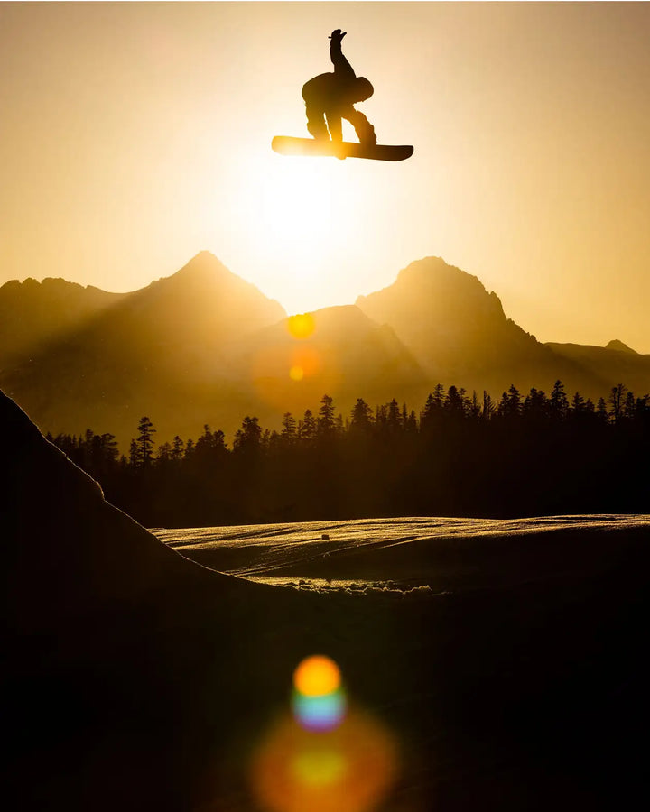Jones Mountain Twin Snowboard