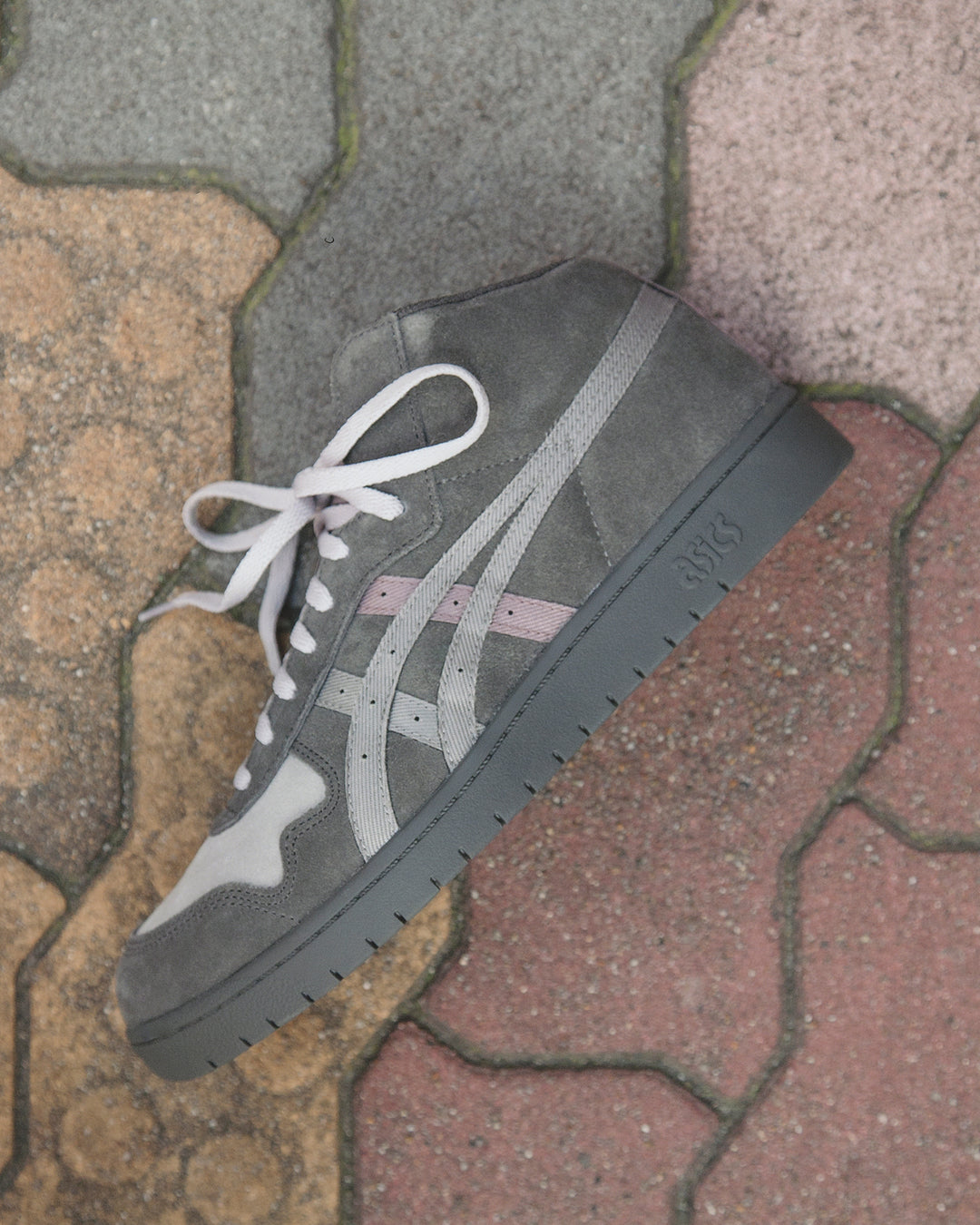 Asics x Late Nite Stars Japan Pro MT (Graphite Grey/Clay Grey)
