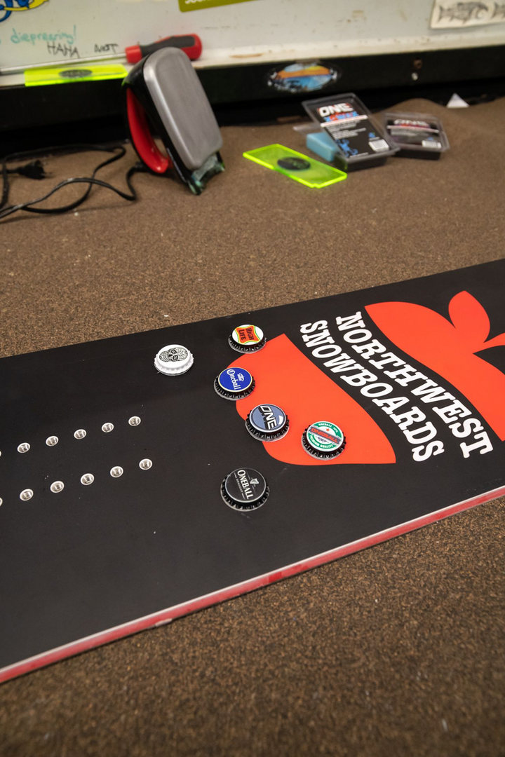 One MFG Bottle Caps Stomp Pad