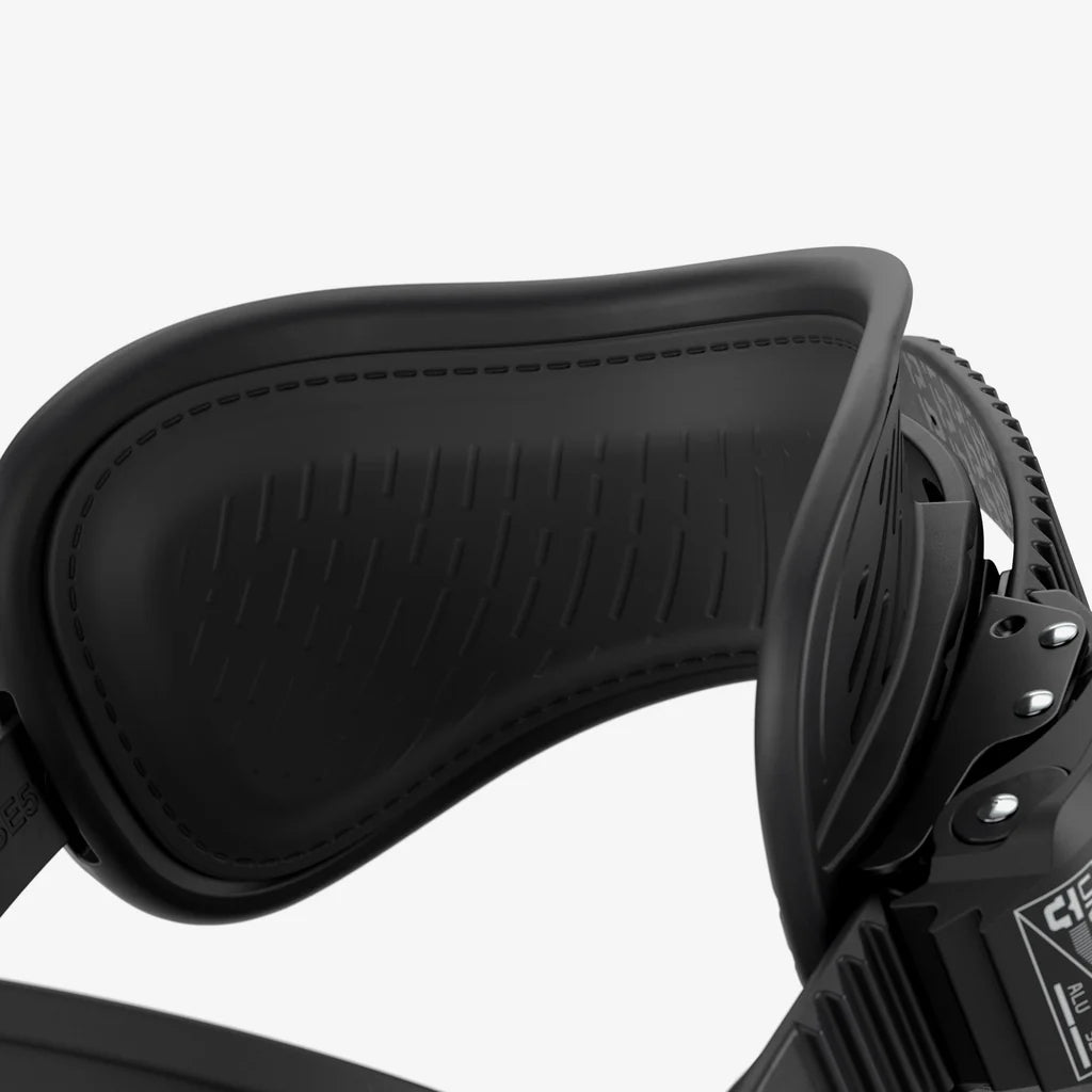 Union Strata Snowboard Bindings Black