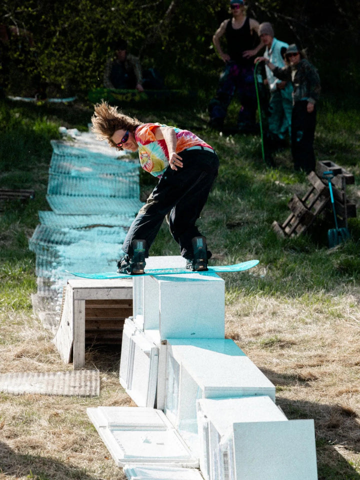 YES. Airmaster 3D Snowboard