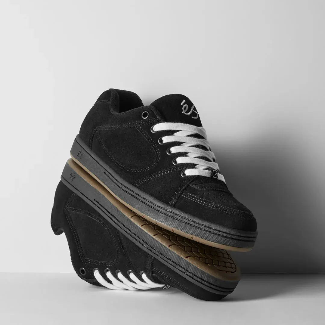 éS Accel Black