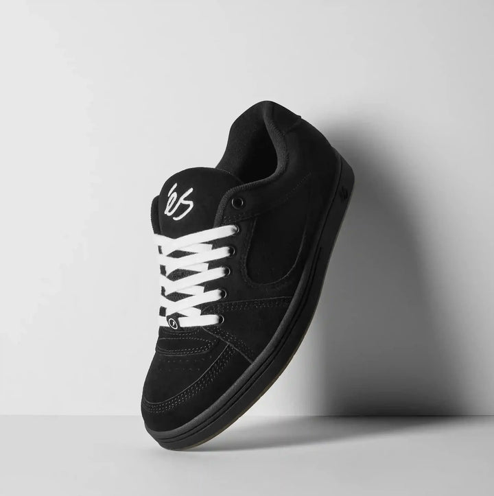 éS Accel Black