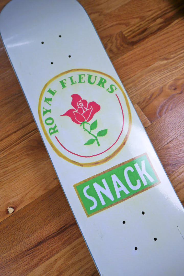 Snack Fleurs Deck 8.125"