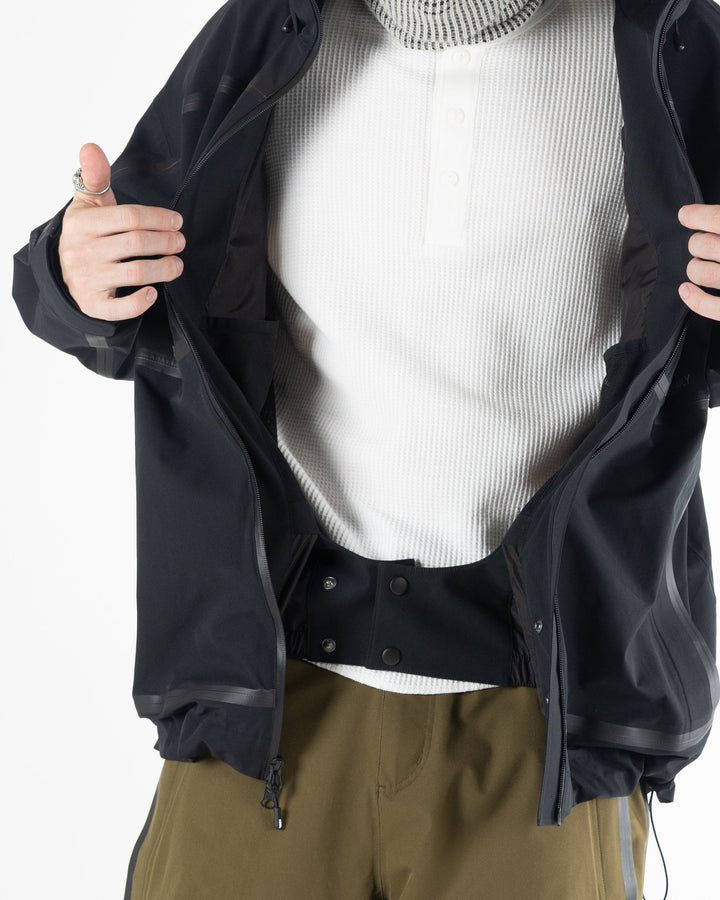 Howl Taped Jacket Black