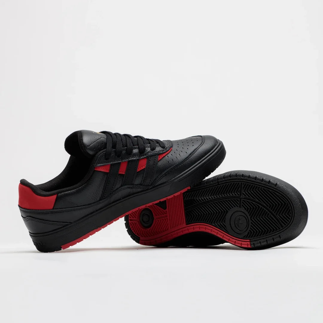 Adidas Tyshawn II (Core Black/Core Black/Better Scarlet)
