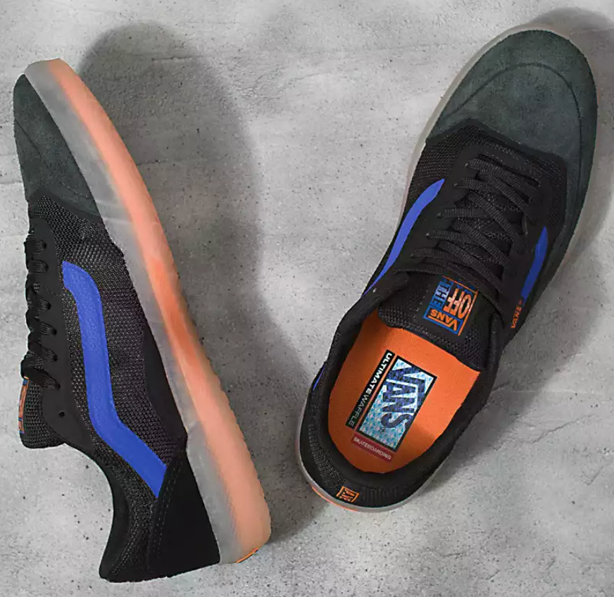 Black top orange vans